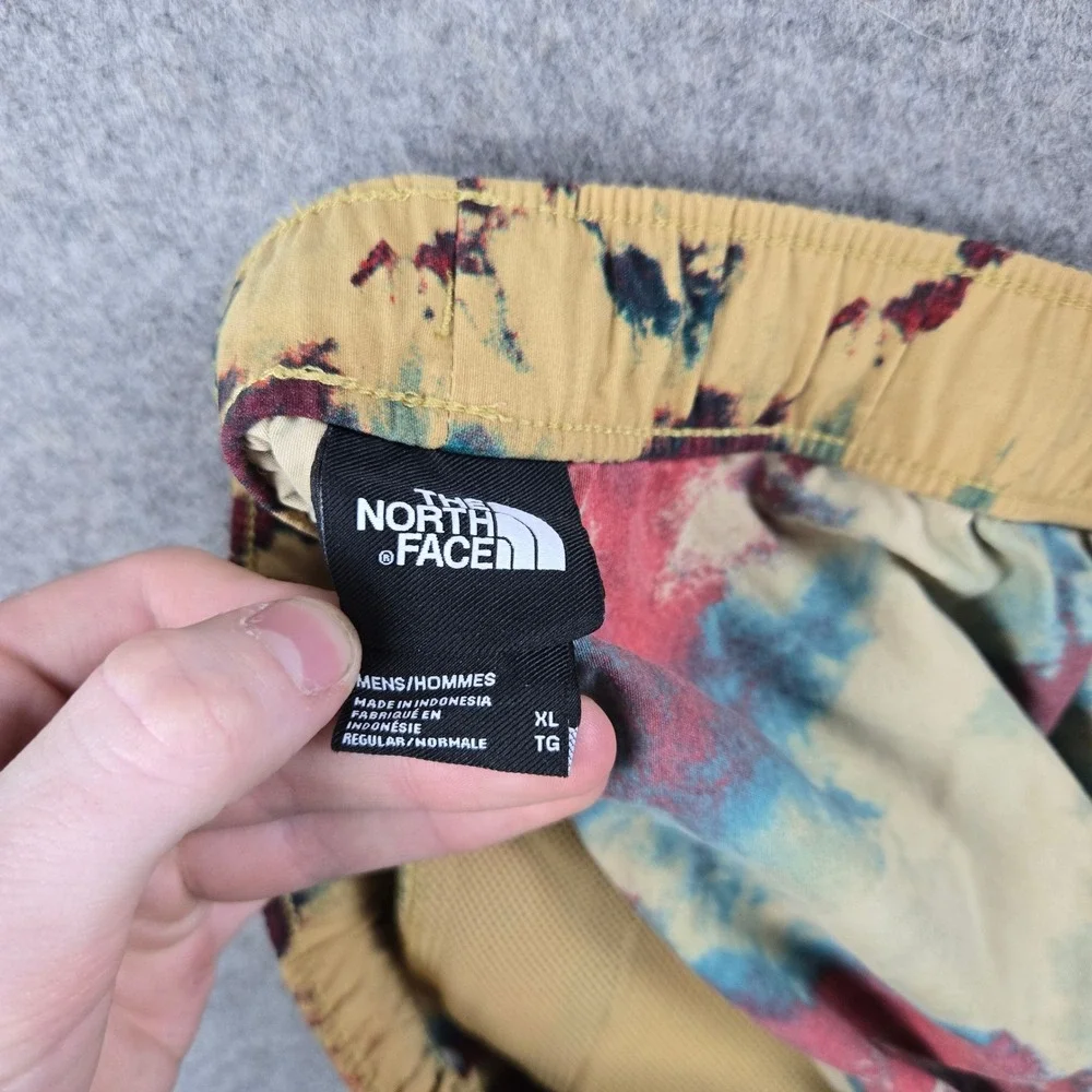 The North Face Shorts Mens XL Tan Red Blue Tie Dye Abstract Hiking Gorpcore